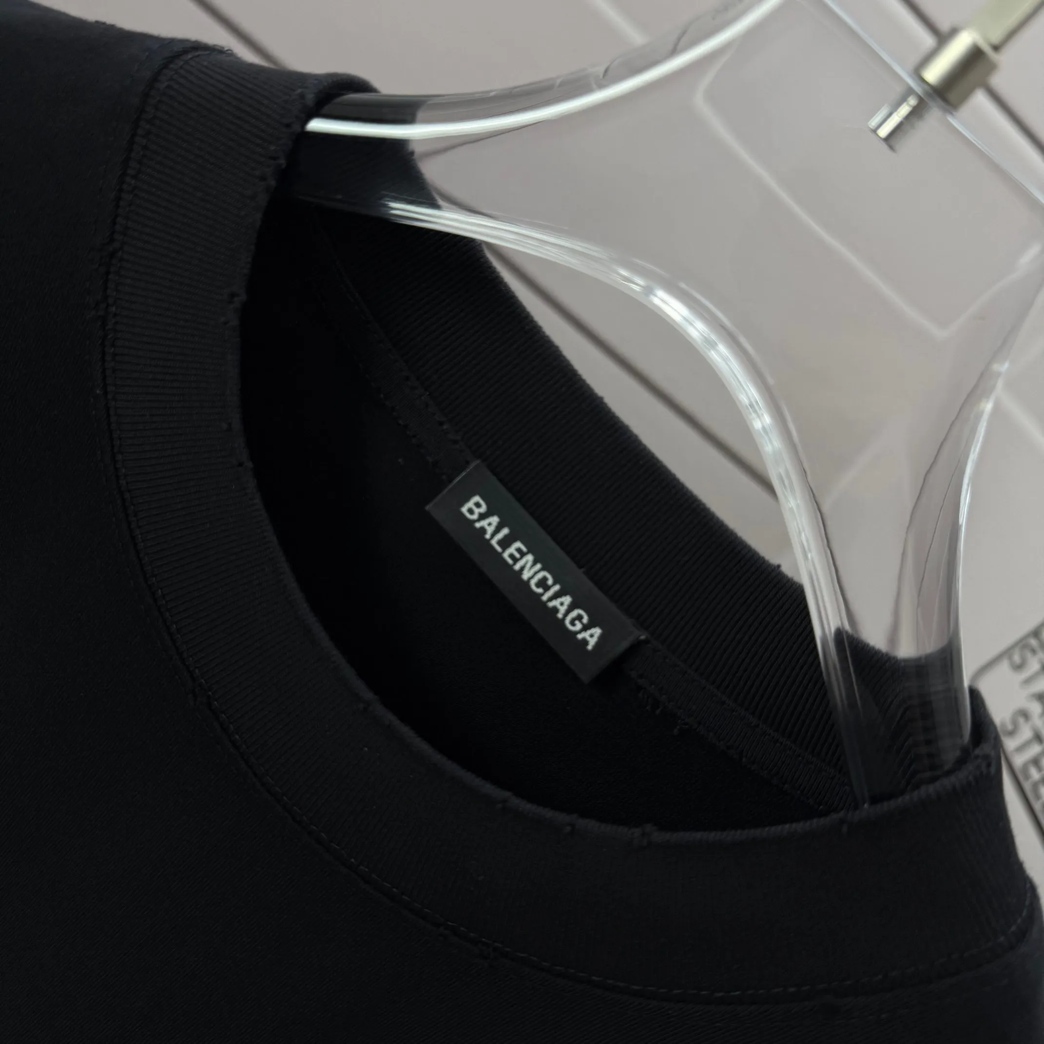 # * Balenciag*2026 New Arrival 320 tee Same Style : Size :S M L XL XXL Size： S （90-130 ） M （120-150 ） L （140-165 ） XL （160-180 ） XXL （180-210 ）